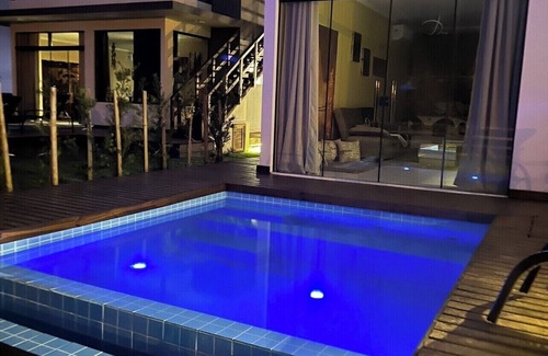 Praia Grande Chalet De Ski | Theme Chalets with heated pool at the foot of the Malacara Canyon.