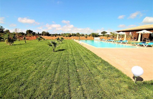 Son Antem Maison | Ce sont Pieres Nou. finca rustique moderne avec terrain de volley et piscine de 15m