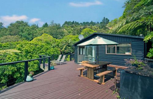 Havelock Maison | Thirsty Weta Belvue - Havelock Holiday Home