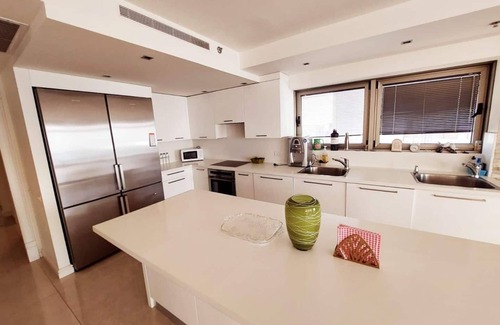 Netanya Appartement | This apartment is a 1 bedroom(s), 1.5 bathrooms, located in Netanya, Center District.