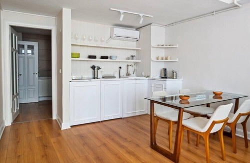 Arnavutkoy Appartement | This apartment is a 1 bedroom(s), 1 bathrooms, located in Beşiktaş, İstanbul.