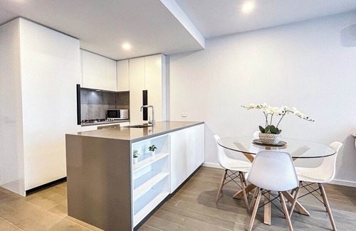 Carlton South Appartement | This apartment is a 2 bedroom(s), 1 bathrooms, located in Melbourne, VIC.