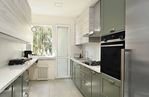Etiler Appartement | This apartment is a 3 bedroom(s), 2 bathrooms, located in Beşiktaş, İstanbul.