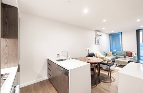 Melbourne Appartement | This apartment is a 2 bedroom(s), 2 bathrooms, located in Melbourne, VIC.