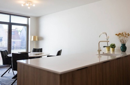 Belsele Appartement | This apartment is a 1 bedroom(s), 1 bathrooms, located in Sint-Niklaas, Vlaams Gewest.