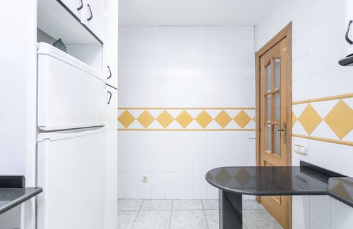 Sant Andreu de Palomar Appartement | This apartment is a 2 bedroom(s), 1 bathrooms, located in Barcelona, Catalunya.