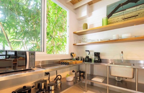 Buenos Aires Appartement | This apartment is a 2 bedroom(s), 1 bathrooms, located in Santa Teresa, Provincia de Puntarenas.