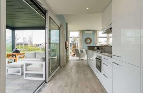 Burgh-Haamstede Maison | Ce chalet 'Style plage' dispose de toutes les commodités nécessaires pour un séjour confortable : un