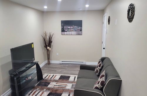 Saint John Appartement | This beautiful comfy basement apartment 5 minutes from the park.