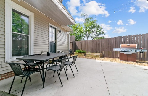 Terry Sanford Maison | This beautiful home is in the historic Haymount district of Fayetteville.