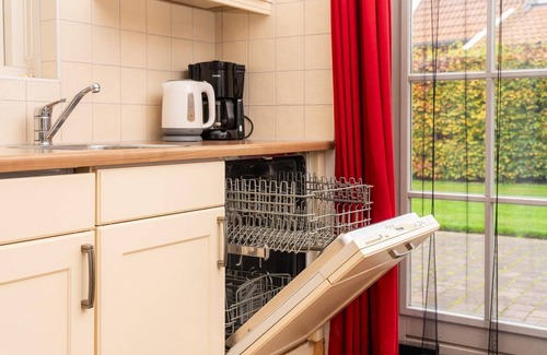 Wierden Maison | This comfortable luxury villa is located in the vacation park Buitengoed Het Lageveld. Next to the park is a swimming lake (36 ha) - a swimming and recreational paradise in the summer months.