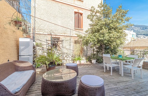 Beausoleil Copropriété | This condominium is a 1 bedroom(s), 1 bathrooms, located in Beausoleil , AL.