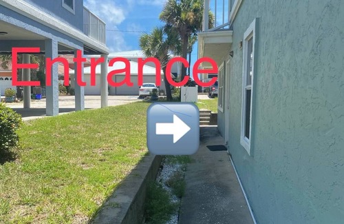 New Smyrna Beach Appartement | This duplex is a 1 bedroom(s), 1 bathrooms, located in New Smyrna Beach, FL.