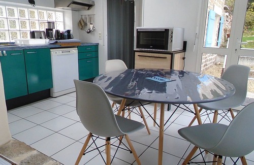 Combrit Maison | Cette maison de pêcheur-jardinier en bord de mer offre une vue saisissante !