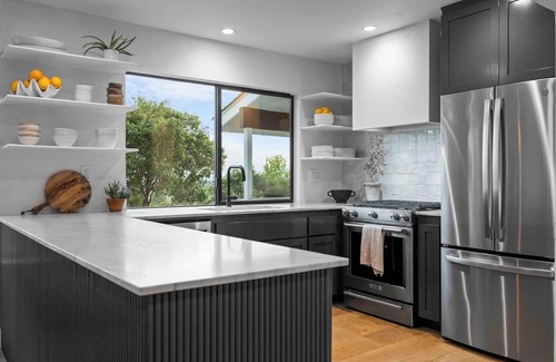 Santa Rosa Maison | This house is a 4 bedroom(s), 3 bathrooms, located in Santa Rosa, CA.