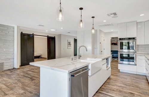 University Estates Maison | This house is a 4 bedroom(s), 4 bathrooms, located in Tempe, AZ.