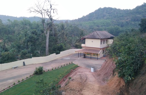 Koppa Maison | C'est un séjour à la maison sûr et cool pour les visiteurs de Chikmagalur et Shivamogga.