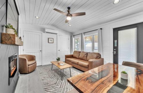 Bryant Maison | This is IT Cabin with a hot tub fire pit & indoor pool