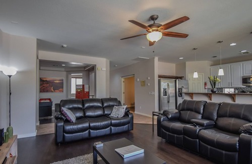 Maricopa Maison | C'EST CE DONT JE SUIS EN TRAIN DE PARLER!!! 3 chambres, 2 salles de bains, piscine chauffée privée-frais supplémentaires
