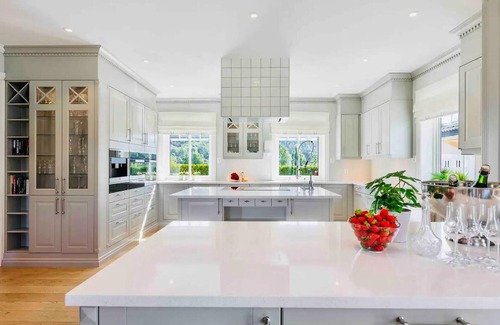 Spikkestad Maison | This luxurious holiday home by the Drammenfjord is a dream come true for your whole family!