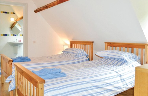 Montgesty Maison | 4 chambres hébergement à Montgesty