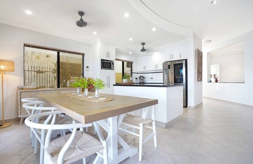 Stuart Park Maison | This townhouse is a 3 bedroom(s), 3 bathrooms, located in Stuart Park, NT.