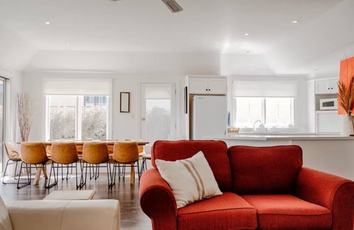 Victoria Maison | Thistle Beach Cottage-Port Fairy