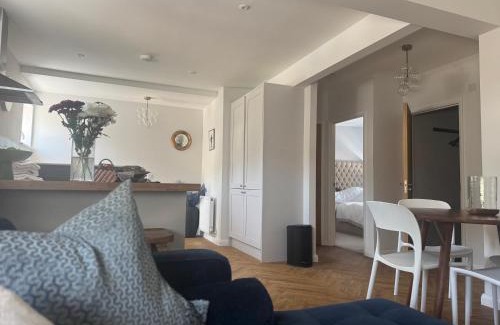 Marshborough Appartement | Three Acorns Court