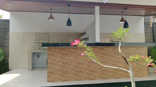 Mambal Maison | Three Angel House