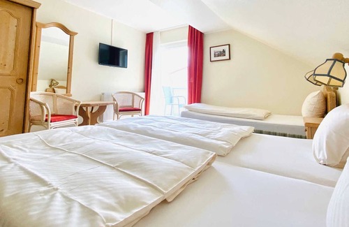Waldeck Hôtel | Three bed room - Landhotel Edersee