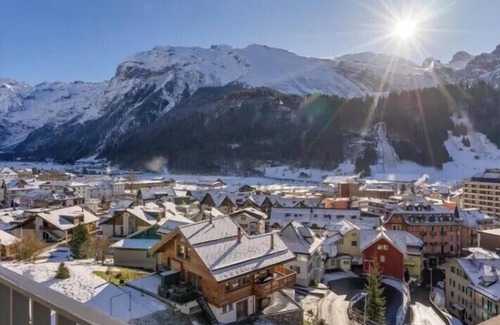 Engelberg Appartement | Three Bedroom Apartment With Mountain View
