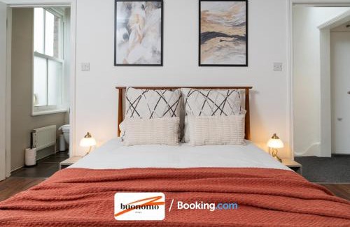 Wimbledon Appartement | Three Bedroom Apartment At Buonomo Stays Short Lets & Serviced Accommodation close to Wimbledon Tennis Courts