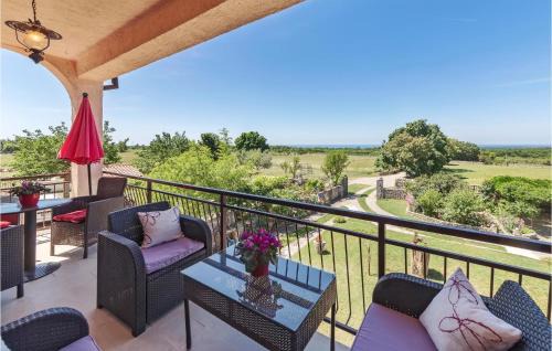 Gajana Appartement | Three-Bedroom Apartment In Vodnjan