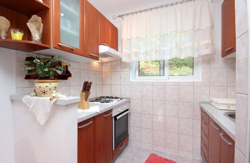 Cove Rogacic Appartement | Appartement de trois chambres prés de la plage Baie Rogacic, Vis (A-2460-a)