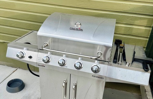 Bonner Maison | Three bedroom home, concerts, fishing & outdoors!