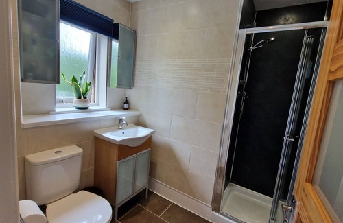 North West Appartement | Three bedroom, modern flat in Hyndland