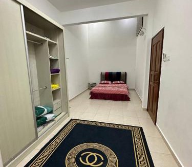 Pasir Gudang Maison | three bedroom tarraced house - RainaHomestay Pasir Gudang