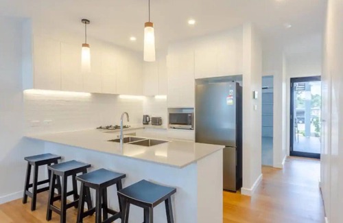 New Lambton Maison | Three Bedroom Townhouse