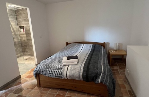 Armillac Maison | Three Bedrooms ensuite - Gite in the pays de Lauzun south of the Dordogne