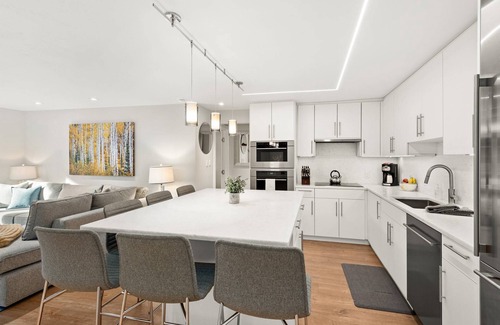 Aspen Copropriété | Great Savings! Stay Now - June 17 Get 15% off 3+ nights