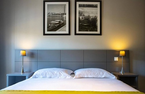 9th Arrondissement Hôtel | Three Comfortable and Pet-friendly Rooms, Onsite Parking, Centrally Located!