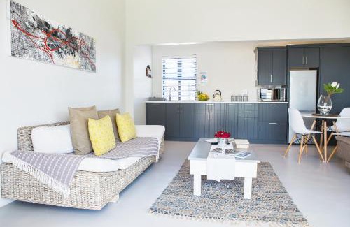 Olifantskop Chalet De Ski | Three Feathers Cottages