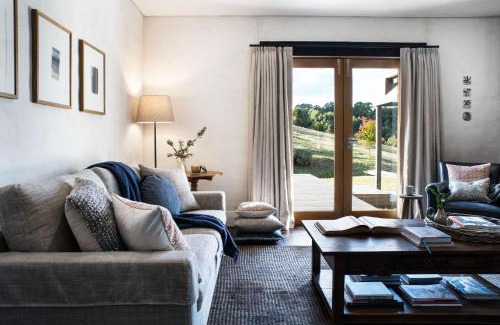 Bullarto South Maison | Three Paddocks