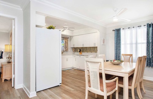 Naples Park Maison | Three Palms Charming 3bed 2bath Getaway