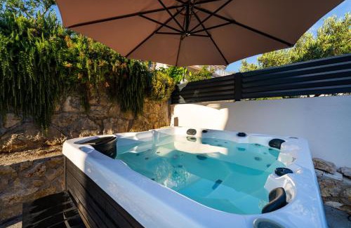 Maslenica Appartement | Three Seas
