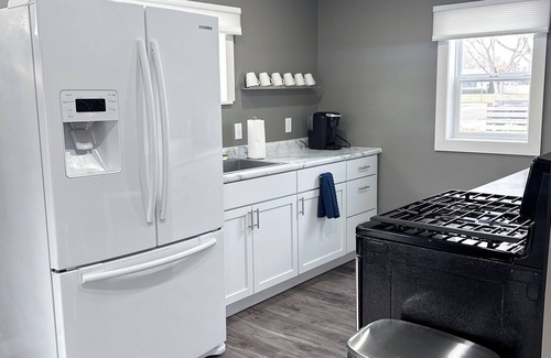 Elm Creek Maison | Three Sisters' Place