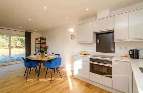 Pettistree Maison | Three Tuns - Garden Suite 2