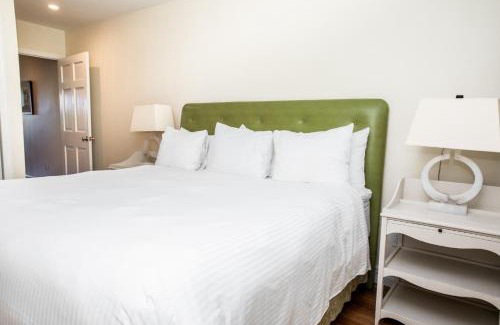 Stony Brook Hôtel | Three Village Inn