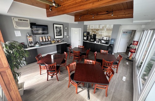 North Industrial Hôtel | Thriftlodge Saskatoon