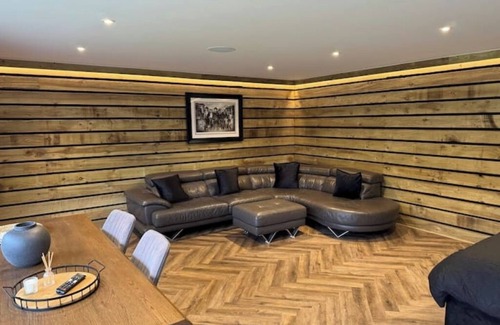 Buntingford Cabine | Throcking Country Cabin